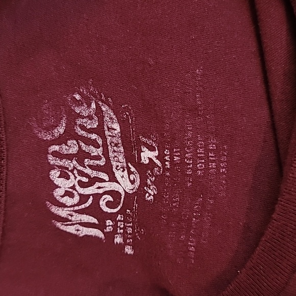 Moonshine Spirit Maroon tee Size XL by Brad Paisley guitar men's - Picture 7 of 11